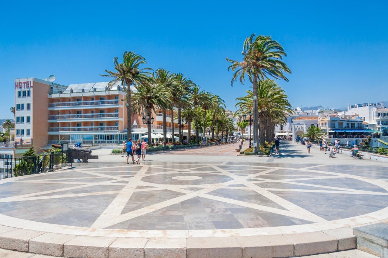 Balcon Europa Nerja Apartamento Exterior foto